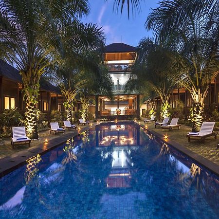 Coconut Boutique Resort Senggigi Esterno foto