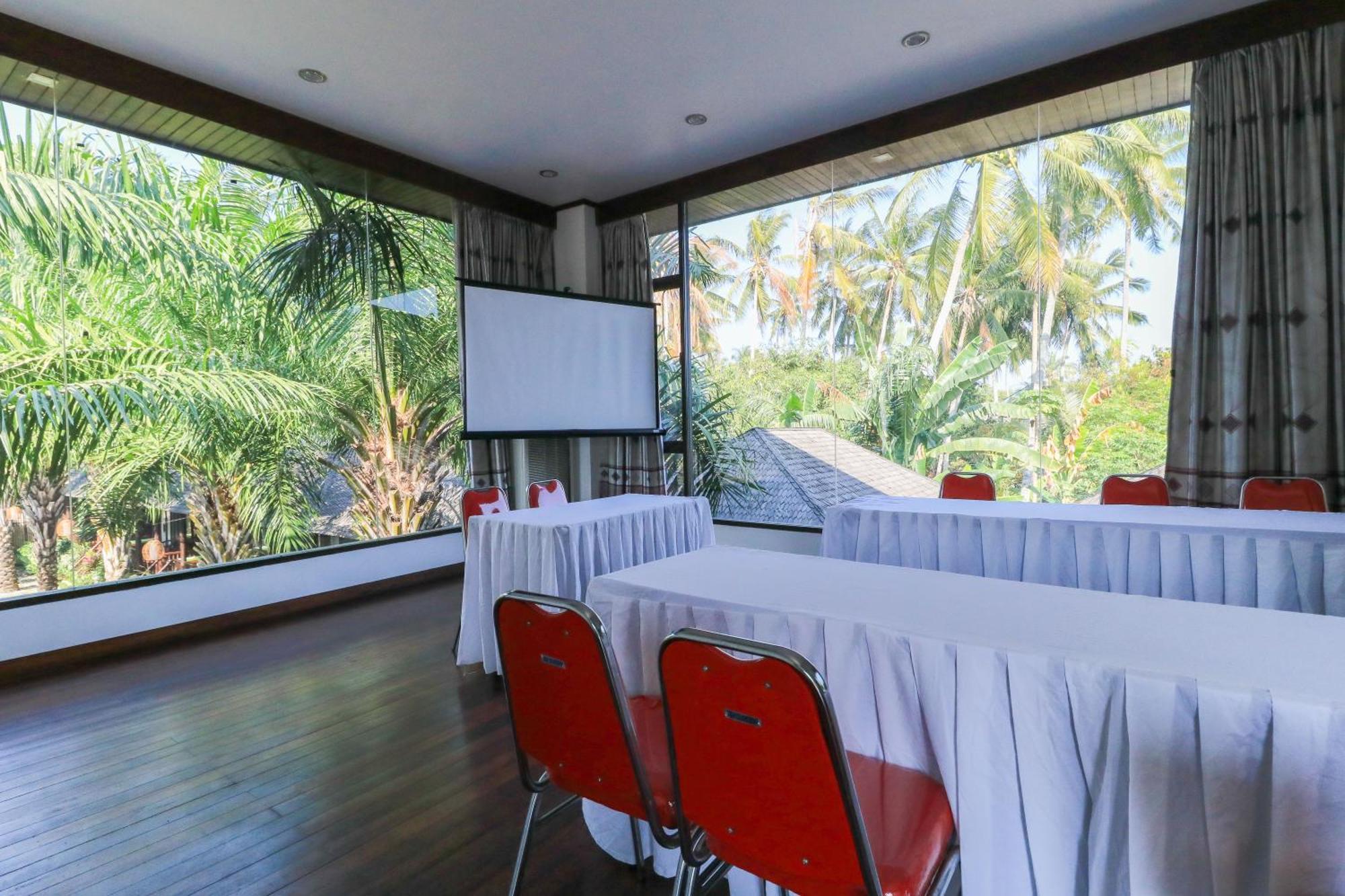 Coconut Boutique Resort Senggigi Esterno foto