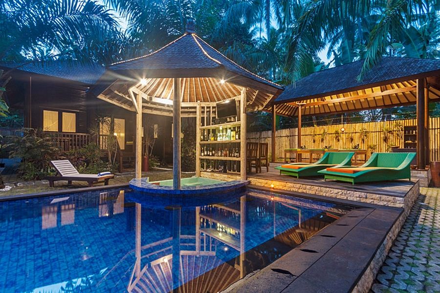 Coconut Boutique Resort Senggigi Esterno foto