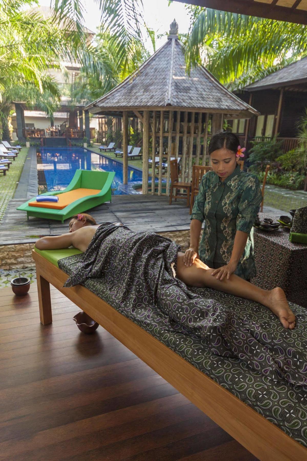 Coconut Boutique Resort Senggigi Esterno foto